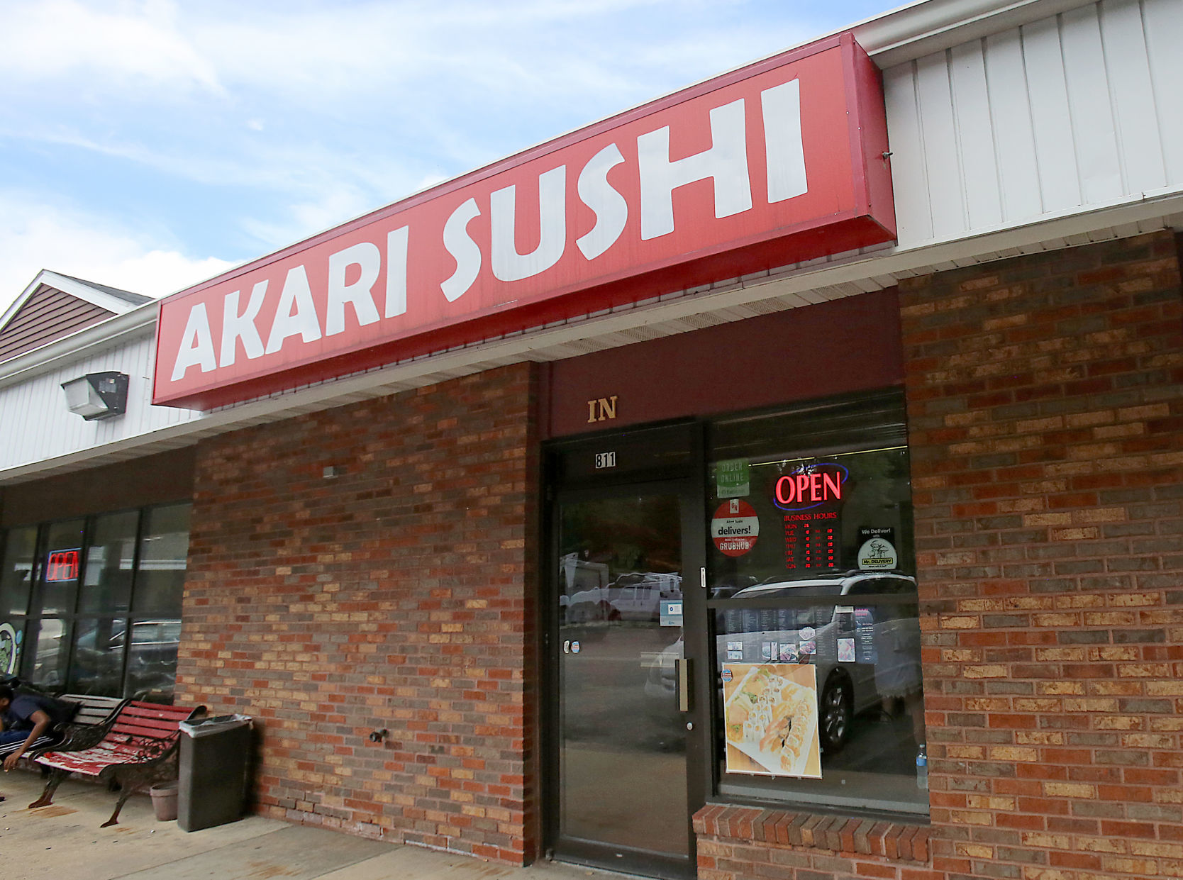 Akari Sushi exterior